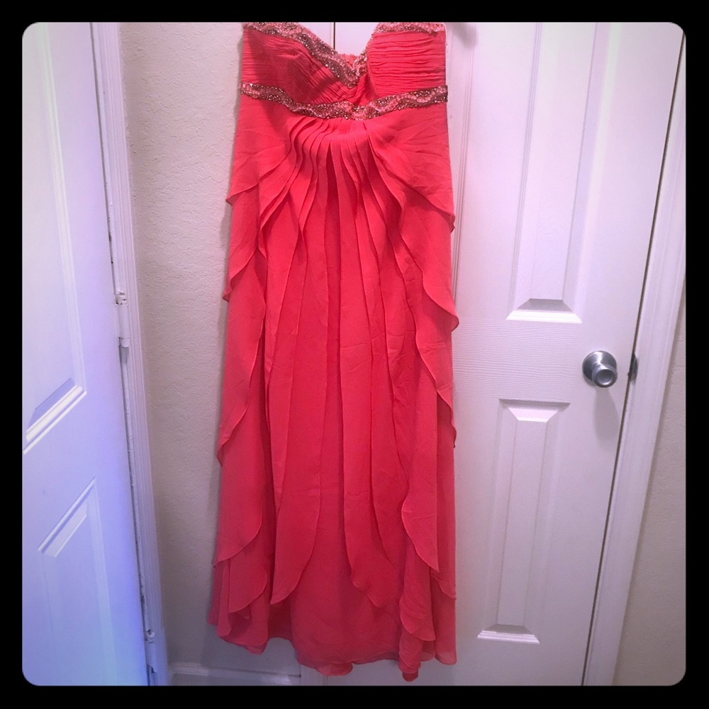 New, beautiful Coral strapless gown with sequins